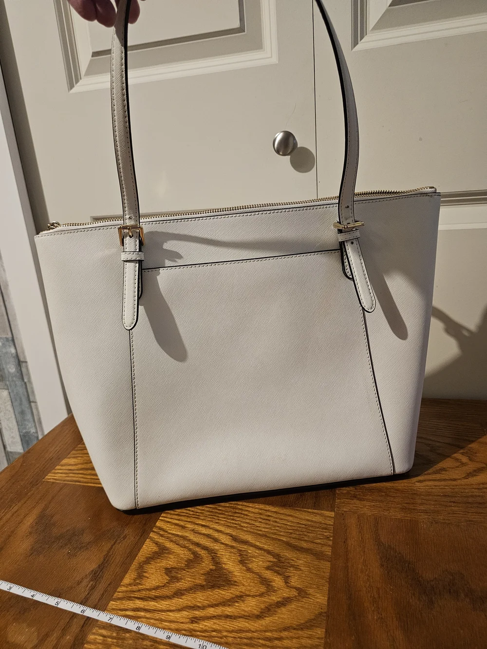 Michael Kors White Saffiano Leather Tote Bag - Picture 5 of 13